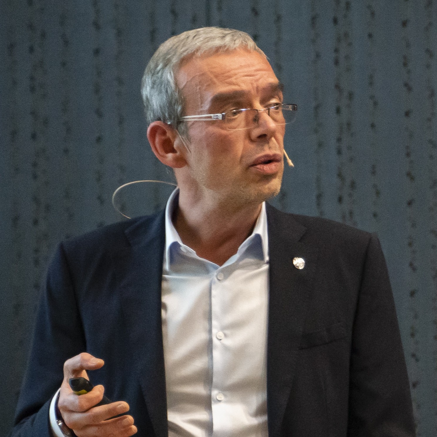 Valentín García